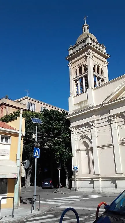 Da Agnese Locazioni Brevi Otel Cagliari Konukevi