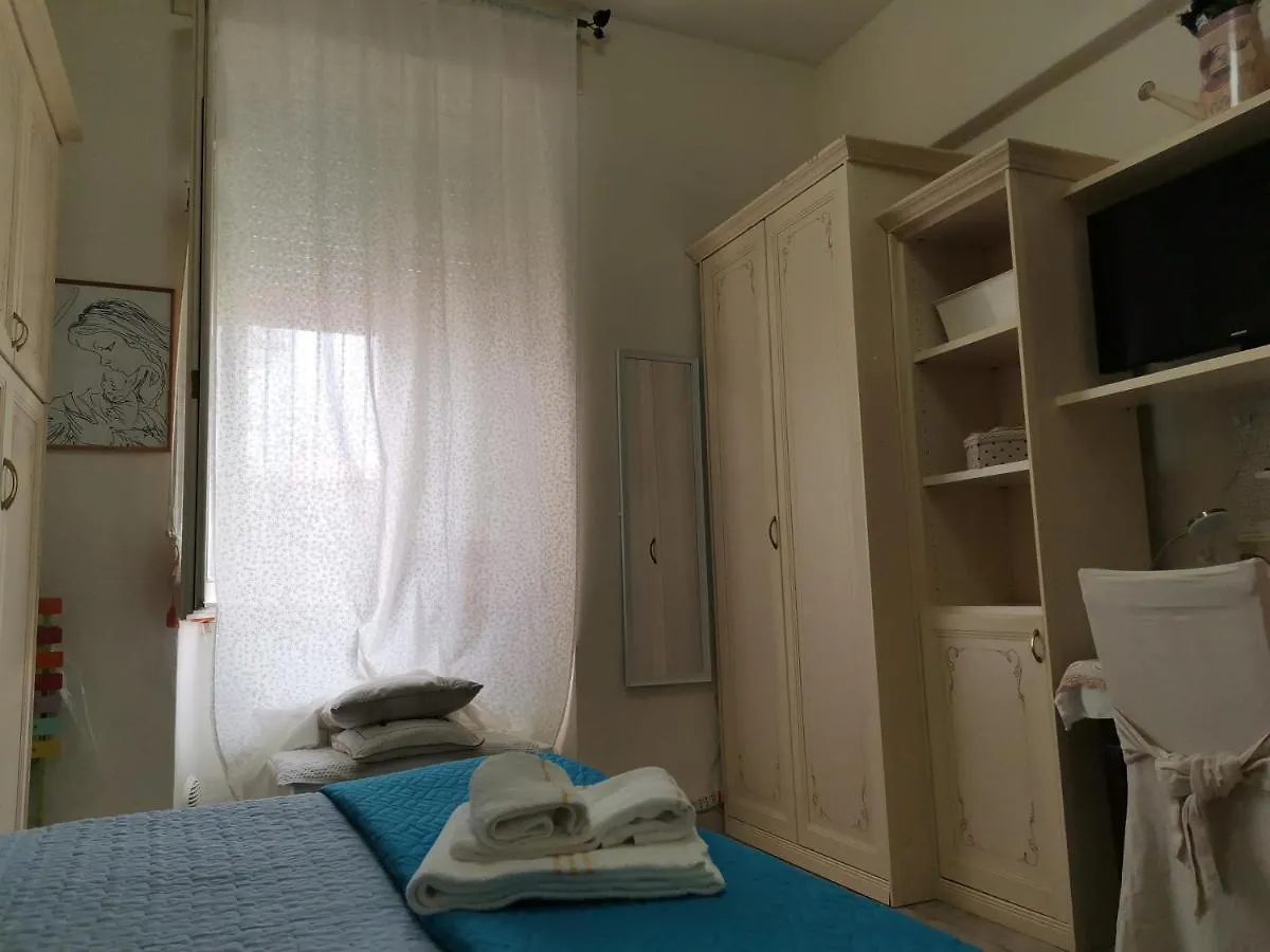 Da Agnese Locazioni Brevi Hotel Cagliari 2*,